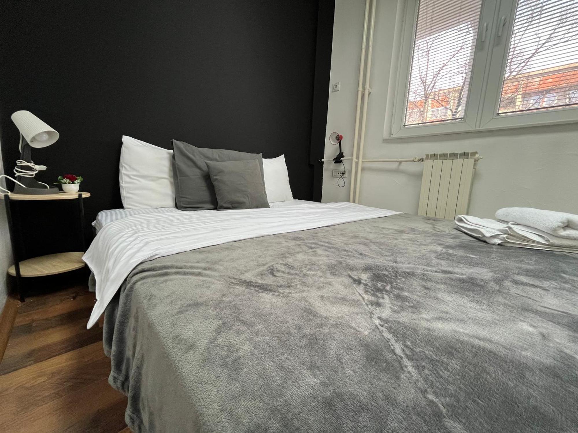 Central M - 5 Apartments Skopje Ngoại thất bức ảnh