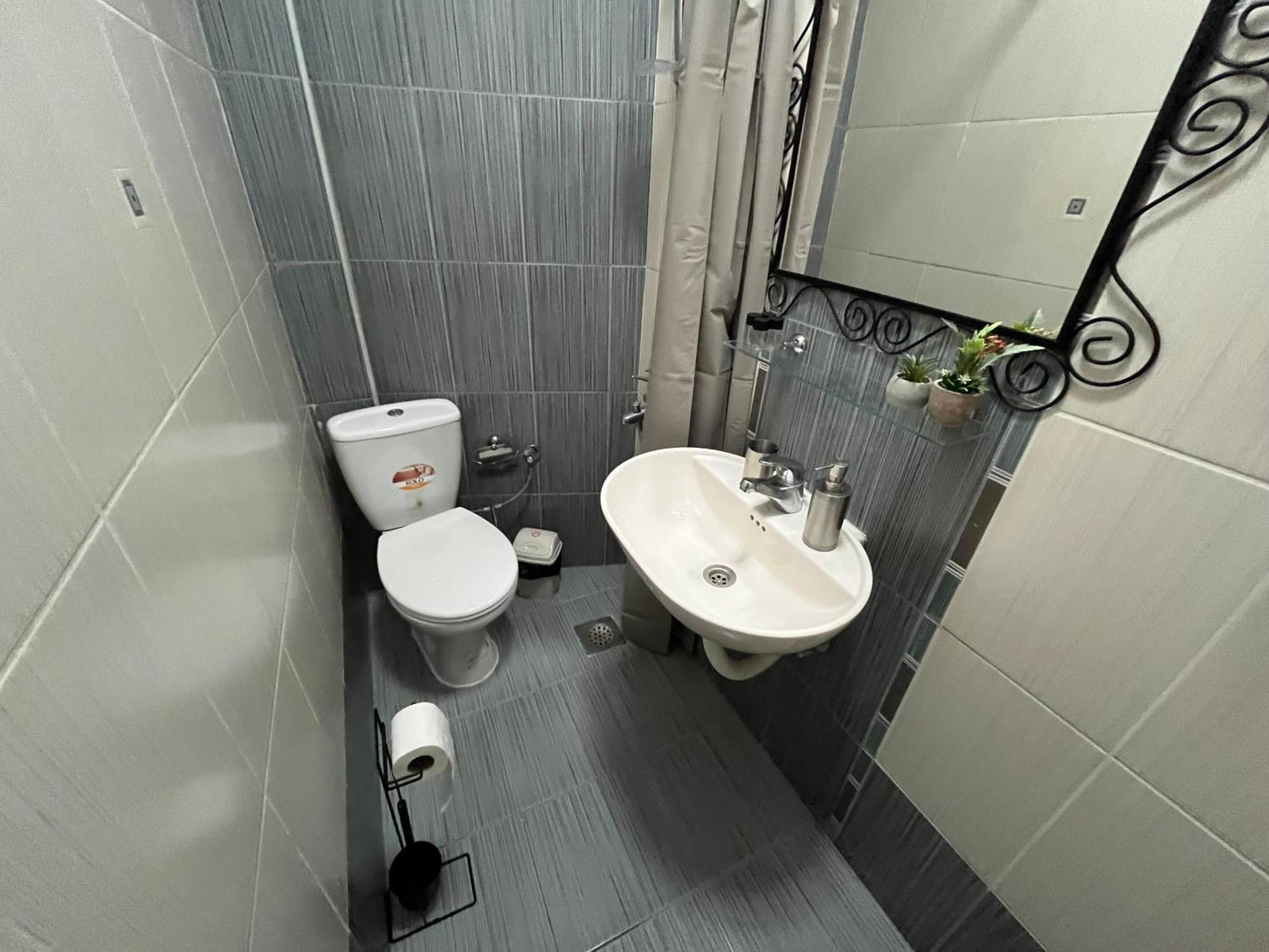 Central M - 5 Apartments Skopje Ngoại thất bức ảnh