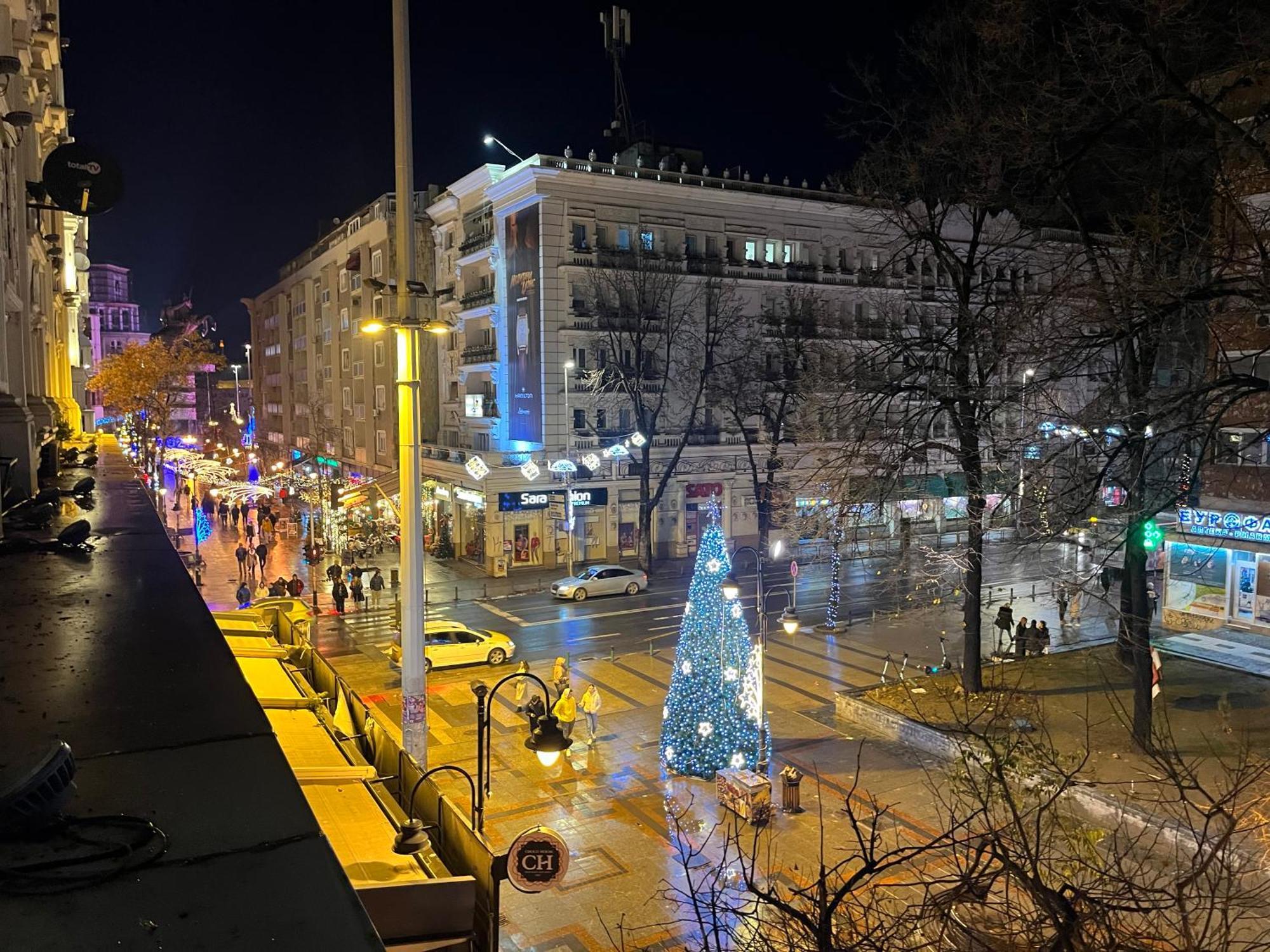 Central M - 5 Apartments Skopje Ngoại thất bức ảnh