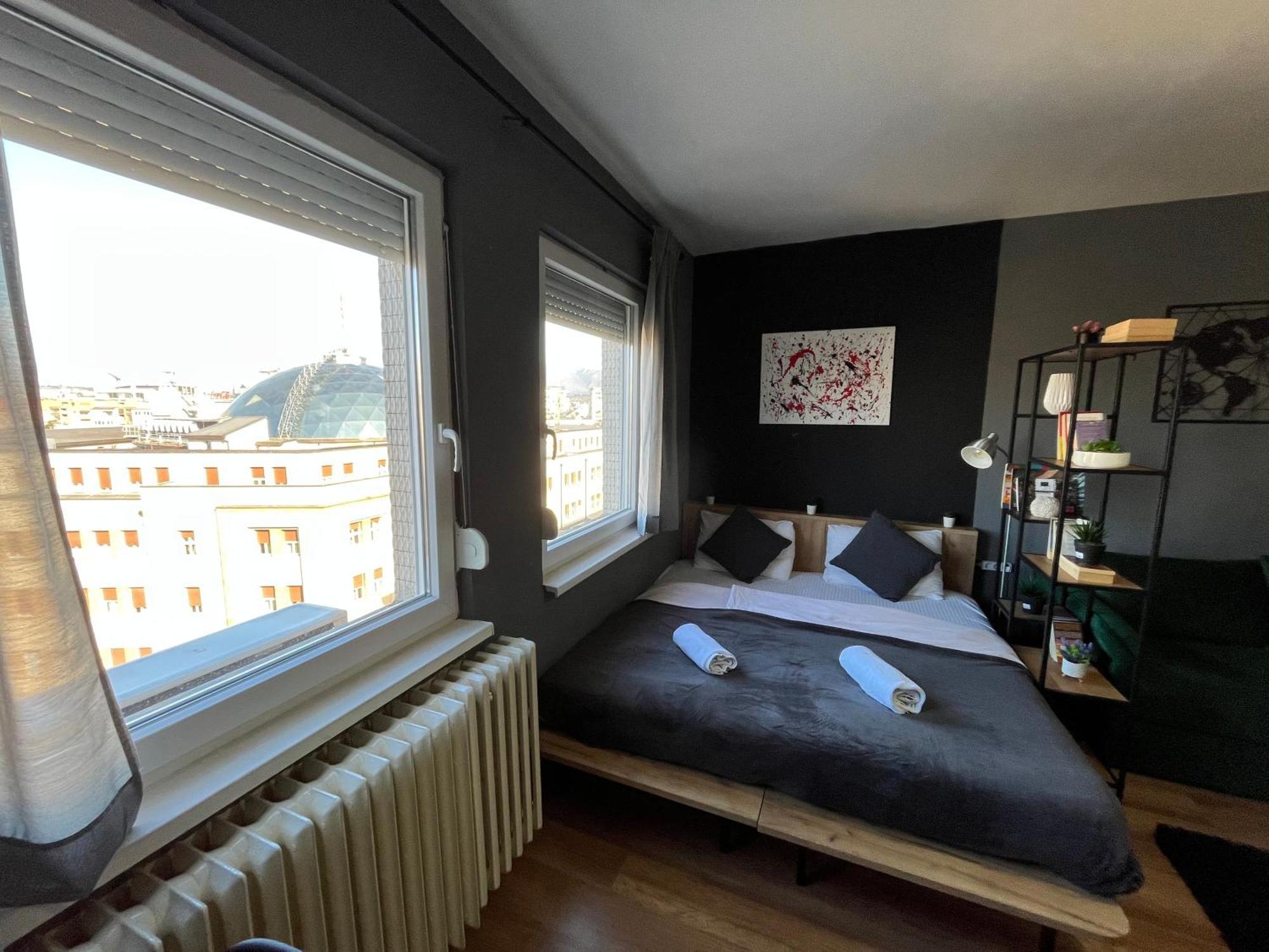 Central M - 5 Apartments Skopje Ngoại thất bức ảnh