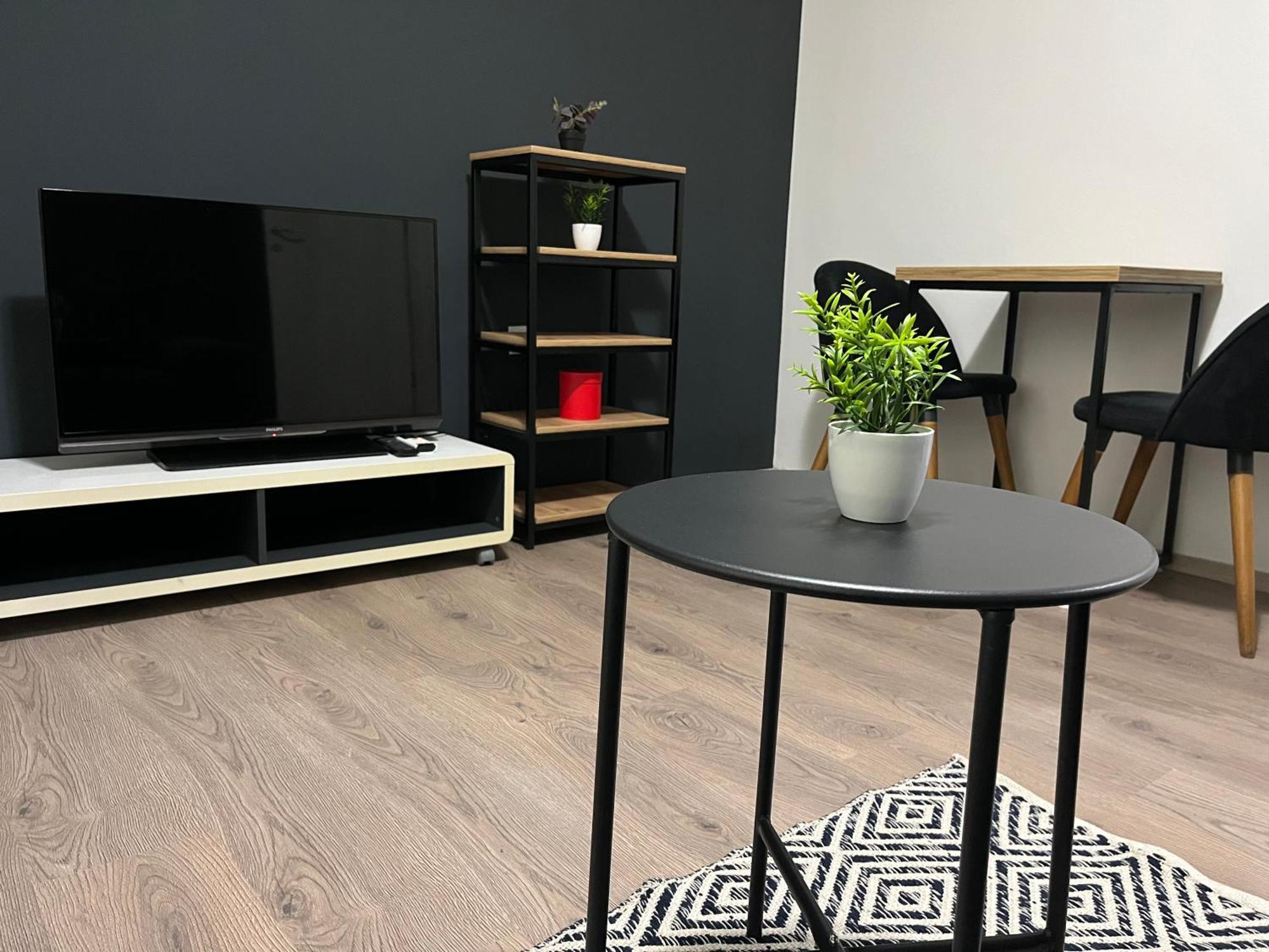 Central M - 5 Apartments Skopje Ngoại thất bức ảnh