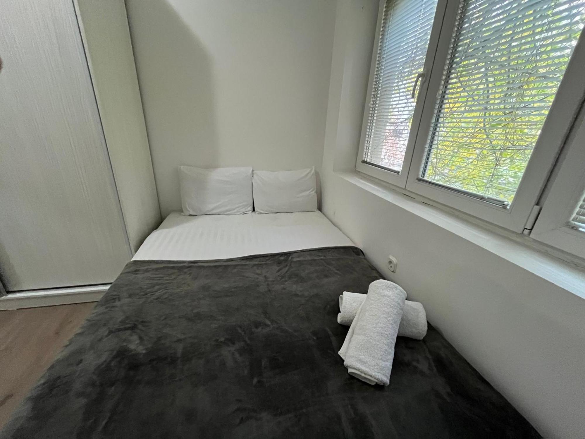 Central M - 5 Apartments Skopje Ngoại thất bức ảnh